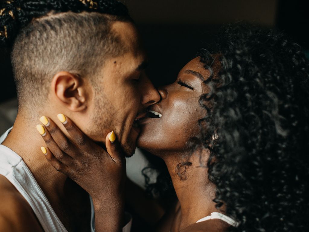 How to Squirt During Sex&-and What That Liquid Actually Is